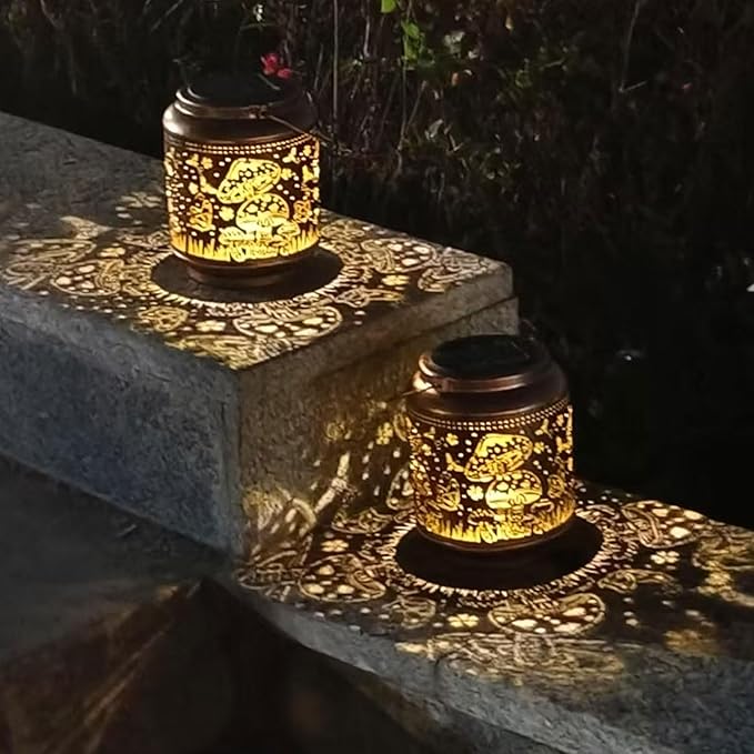 Mushroom Solar Lanterns Outdoor Waterproof Hanging,Garden Decor Metal Watering can Lights,Solar Lights Mushroom Gifts for Women Mom Decorative Lanterns for Patio,Lawn,Porch,Pathway,Garden Deco