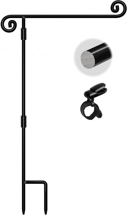 Solar Flagpole Light, Dusk to Dawn