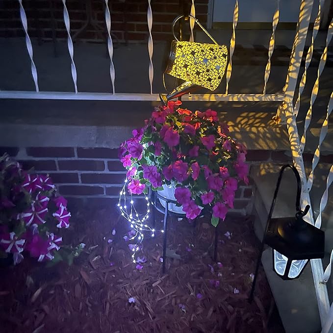 Solar Watering Can Lights,Large Retro Metal Hanging Solar Lights Outdoor Waterproof, Birthday Gifts for Women Mom Grandma Garden Decor Yard Light LED Decoration Outside for Porch Lawn Patio