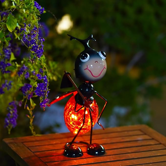 Solar Ladybug Garden Lantern Waterproof LED Ladybug Solar Lights Outdoor Decorative Tabletop Lanterns Lamp for Yard Patio Table Decoration.
