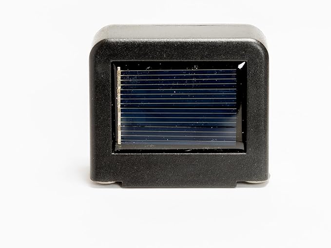 Wunder Solar Powered Spotlight – Ultra-Bright 3X LED – Clip-On/Stick-On Outdoor Light for Mailbox, Security Signs, Fence & Deck – Auto Dusk-to-Dawn Sensor