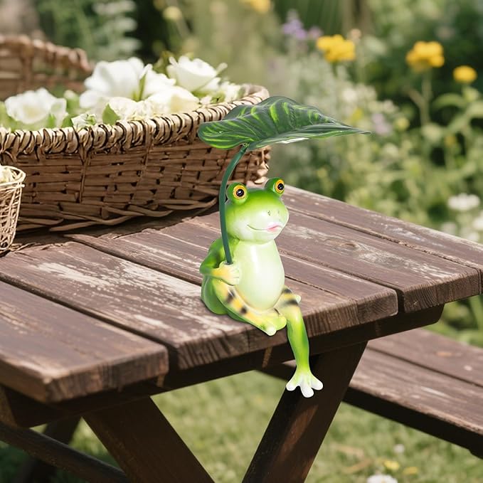 Frog Solar Lawn Figurine Light, Waterproof