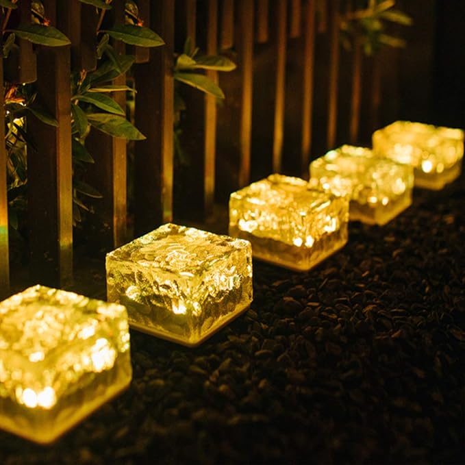 Solar Ice Cube Shaped Light, 2.8x2.8x2 inch Ice Cube Shaped Warm White Outdoor Solar Garden Decorative Lights for Walkway Pathway Backyard Christmas Decoration Parties (1 PC)