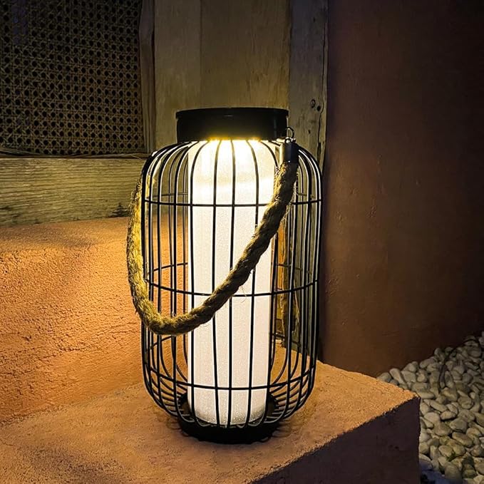 Metal Courtyard Solar Lanterns for Outdoor, Waterproof LED