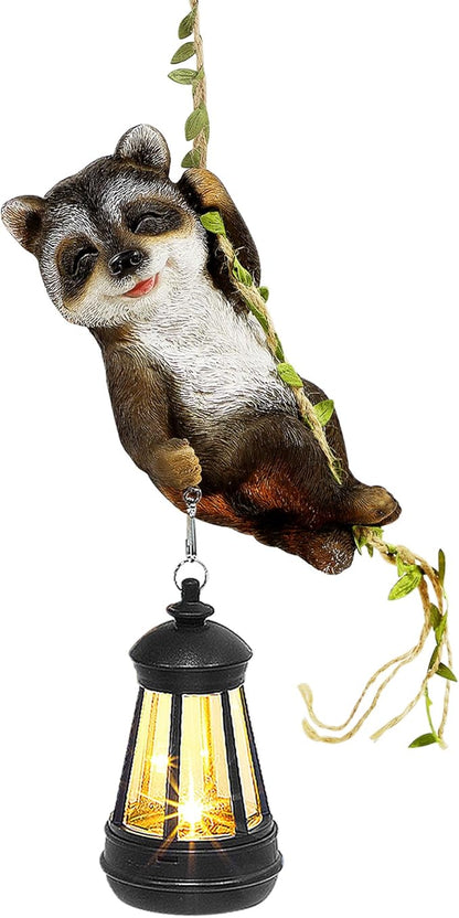 Solar Hanging Raccoon Statue, Outdoor Resin Animal Figurine with LED Lights for Garden, Fence, Porch, Patio, Yard Decor, Dusk to Dawn Auto On/Off