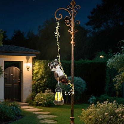 Solar Hanging Raccoon Statue, Outdoor Resin Animal Figurine with LED Lights for Garden, Fence, Porch, Patio, Yard Decor, Dusk to Dawn Auto On/Off