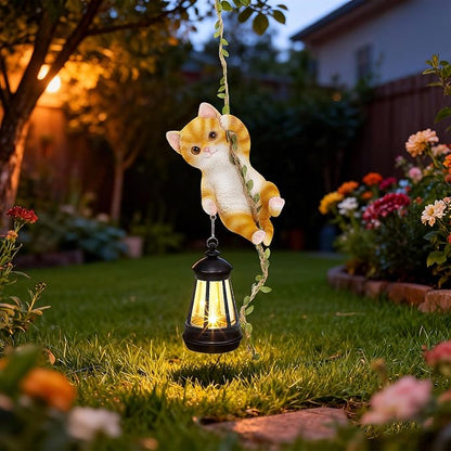 Solar Hanging Cat Statue, Outdoor Resin Orange Cat Figurine with LED Lights, Ginger Kitty Animal Ornament for Garden, Fence, Porch, Patio, Yard Decor, Dusk to Dawn Auto On/Off