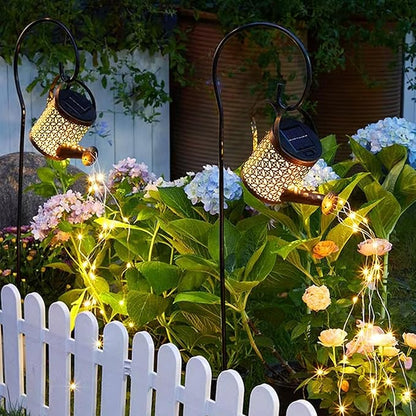 Solar Watering Can Lights, LED Solar Lantern String Light Outdoor Garden Waterproof Hollowed-Out Retro Metal Water Can Lights, for Garden Patio Yard Pathway Lantern Plant Decoration(with Bracket)
