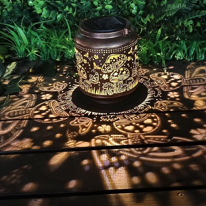 Mushroom Solar Lanterns Outdoor Waterproof Hanging,Garden Decor Metal Watering can Lights,Solar Lights Mushroom Gifts for Women Mom Decorative Lanterns for Patio,Lawn,Porch,Pathway,Garden Deco
