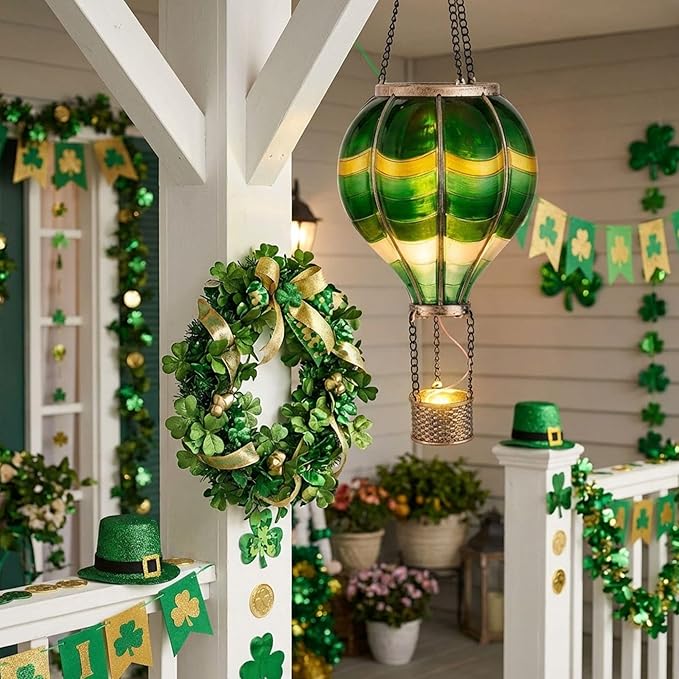 TERESA'S COLLECTIONS Hot Air Balloon Solar Lantern for Outdoor Garden Decor, Hanging Flickering Flame Outdoor Lights for Trees, Green St Patrick's Day Decorations for Party Father's Gift