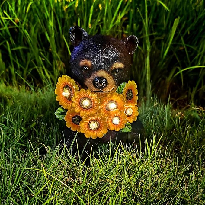 Bear Solar Lawn Figurine Light, Waterproof