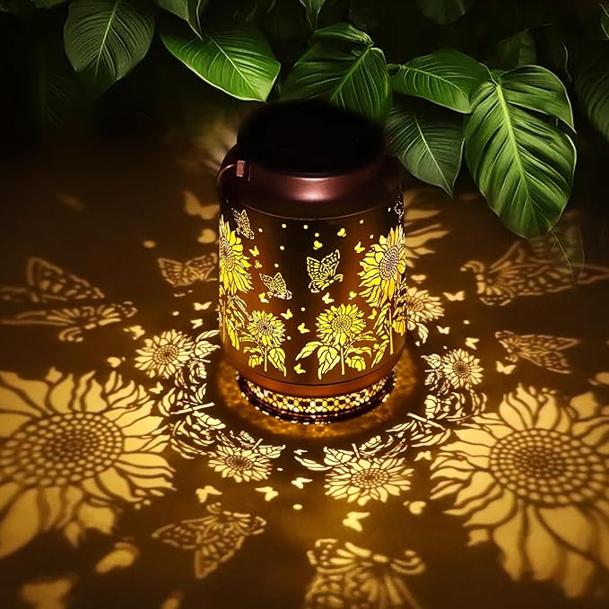 Sunflower Gifts for Women Sunflower Solar Lantern Birthday Gifts Mothers Day Gifts for Mom Grandma Sister Friend Garden Decor Metal Solar Hanging Lights Outside Decor for Yard Patio Porch Landscape
