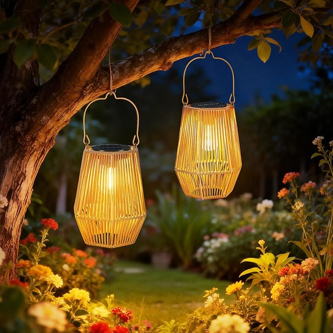 Solar Lanterns Outdoor Waterproof, Hanging Rattan Woven Solar Lights with Auto On/Off, Decorative Gifts for Garden, Yard, Patio, Tree, Porch, Lawn, Pathway & Outside Tabletop Decor